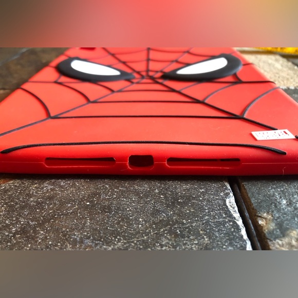 Spiderman Soft Silicone Shock Absorber Cover Case for iPad Tablet - Picture 4 of 7
